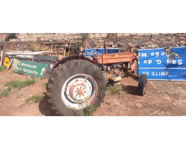 Foto de BELO HORIZONTE\MG- Trator Agrícola, Massey Ferguson, modelo 65X