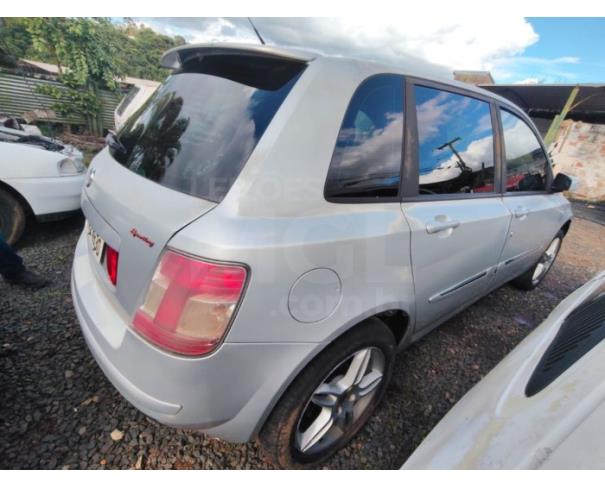Foto de ARAXÁ/MG - FIAT Stilo Sporting Flex - 2009/2010 - CIRCULÁVEL