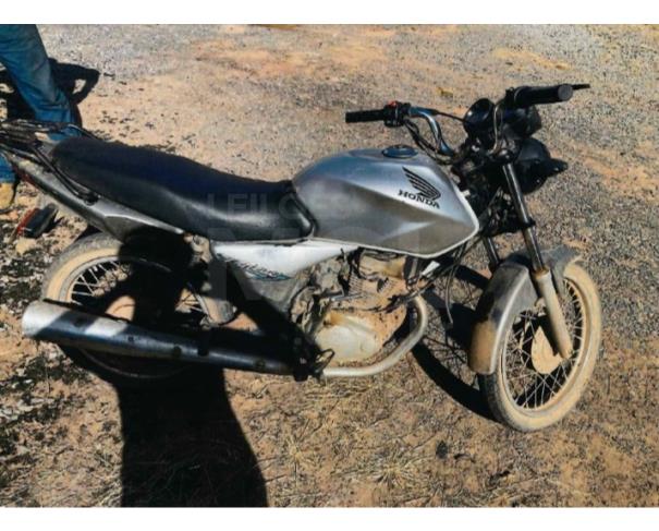 Foto de ITAPECERICA/MG - Sucata de motocicleta HONDA CG 150 Titan ES 