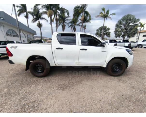 Foto de ITAÚNA/MG- TOYOTA HILUX CDLOWM4FD 2021/2022-   PA00779