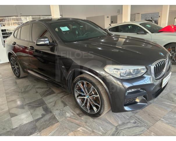 Foto de ITAÚNA/MG - CIRCULÁVEL - MISTO BMW X4 XDRIVE30I - 2020/2020