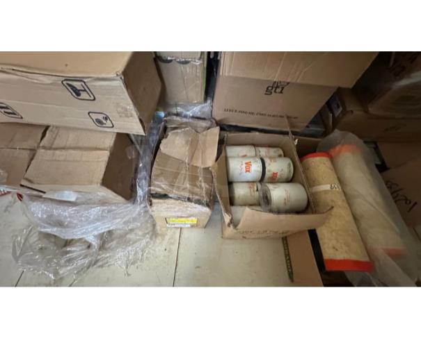 Foto de ITATIAIUÇU/MG-Lote de filtros diversos com aproximadamente 320unidades. Kit de rádios amadores Hytera. 