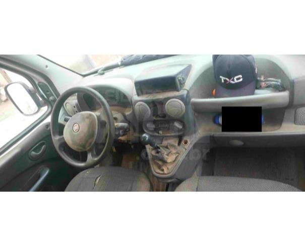Foto de SANTA RITA DE JACUTINGA/MG - Especial Caminhonete Fiat/ Doblo Rontan AMB2, 2013/2013, FLEX 