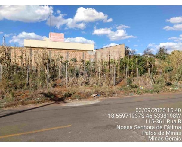 Foto de PATOS DE MINAS/MG - Lote urbano com área de 3.039,76 m², localizado no bairro Nossa Senhora de Fatima