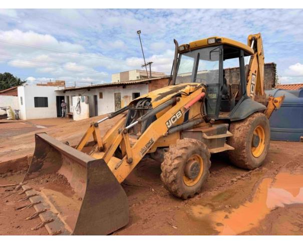 Foto de TIROS/MG - Retroescavadeira JCB, modelo 3C