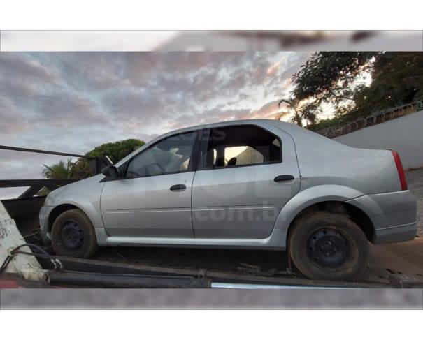 Foto de APARECIDA DE GOIÂNIA/GO - RENAULT Logan AUT 1016V - CIRCULÁVEL - MOTOR INSERVÍVEL