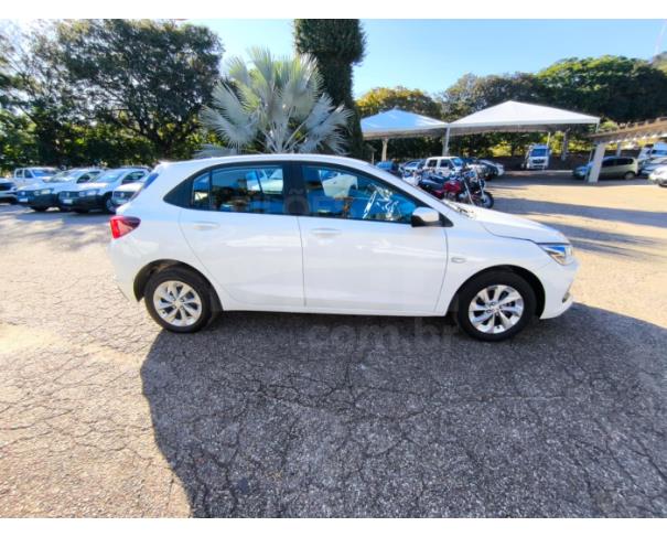 Foto de ITAÚNA/MG- CHEVROLET ONIX HATCH LT 1.0 12V FLEX 5P MEC 2022/2023  PA13291