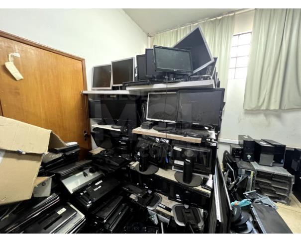 Foto de LAVRAS/MG - MATERIAL DE INFORMÁTICA 