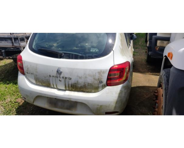 Foto de Marataízes/ES- Carro- Renault Sandero Expression 1.6- 2014/2015