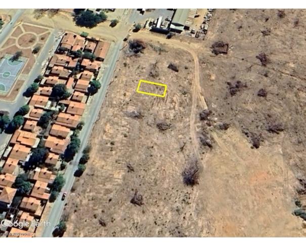 Foto de SÃO FRANCISCO/MG — Lote com 200 m² no Bairro João Aguiar (Lote 20 da quadra 08)