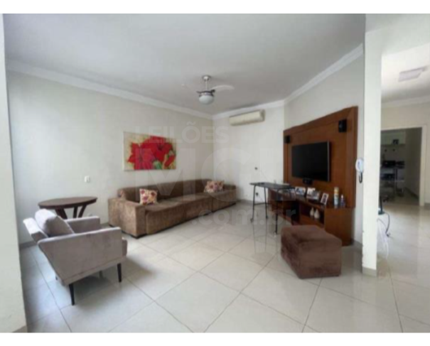 Foto de PIACATU/SP — Casa residencial com a área de 420,54m² e seu respectivo lote com 1150,00m²