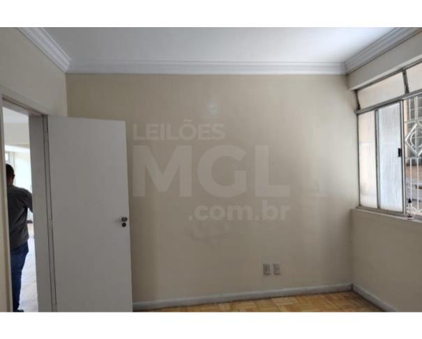Foto de PONTE NOVA/MG – Apartamento com a área de 100,00m², situado no Centro