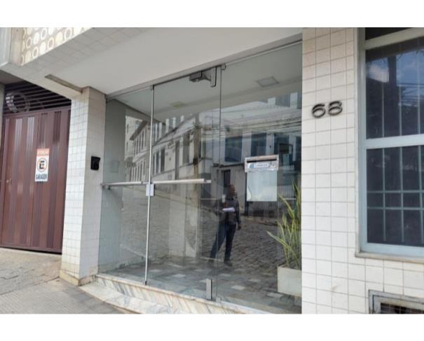 Foto de PONTE NOVA/MG – Apartamento com a área de 100,00m², situado no Centro