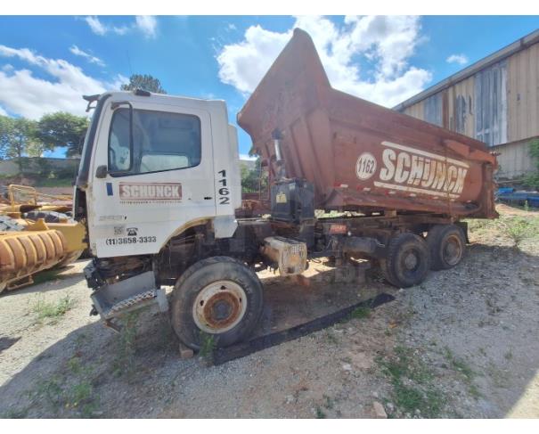 Foto de OSASCO/SP- CAMINHÃO CAÇAMBA MEIA CANA - MERCEDES BENZ AXOR 2831 K ROSSETI - ANO: 2011/2011 - PA13165
