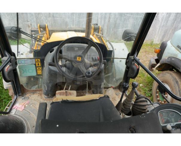 Foto de BELA VISTA DO TOLDO/SC - Retroescavadeira JCB, modelo 4CX 4x4
