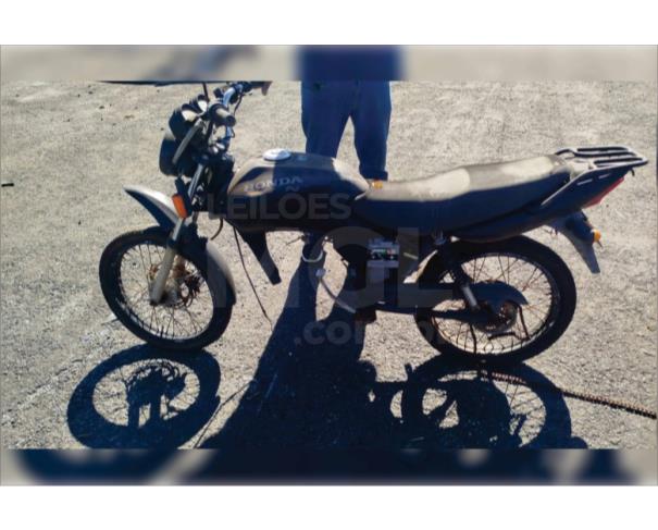 Foto de APARECIDA DE GOIÂNIA/GO - Motocicleta HONDA CG 125 Fan - PARA RETIRADA DE PEÇAS - MOTOR INSERVÍVEL
