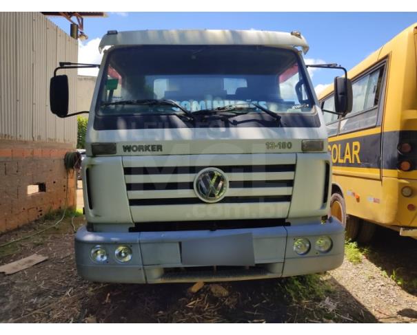 Foto de PIEDADE DE CARATINGA/MG - Caminhão - VW Worker 13-180 Pipa 10.000 LTS, 2010/2011