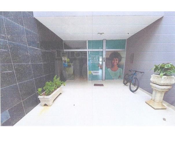 Foto de DORES DO IDAIÁ/MG- EDIFICAÇÃO COMERCIAL NO CENTRO
