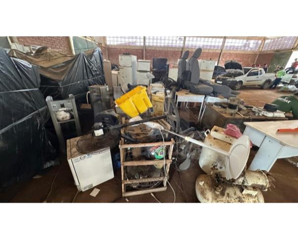 Foto de VALENÇA/BA – Sucata Ferrosa Diversas (Fogões, geladeiras, armários de ferro, diversos mecânica, ventiladores, monitores, CPU’s, macas dentre outros)