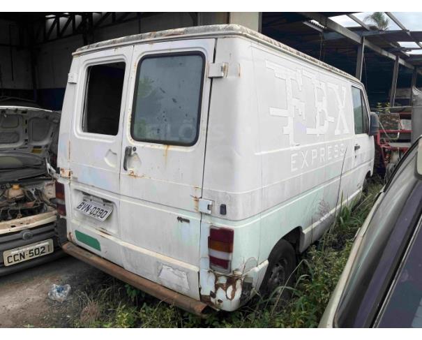 Foto de CAPIVARI/SP - VEÍCULO CONSERVADO SEM MOTOR - I/CHEVROLET TRAFIC - 1995/1995