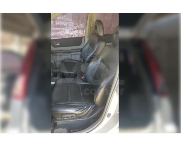 Foto de ITABIRA/MG - CARRO - I/NISSAN XTRAIL GX - ANO 2005/2006