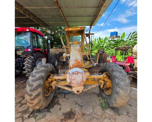 Foto de TUMIRITINGA/MG - Motoniveladora Caterpillar, modelo 120 G