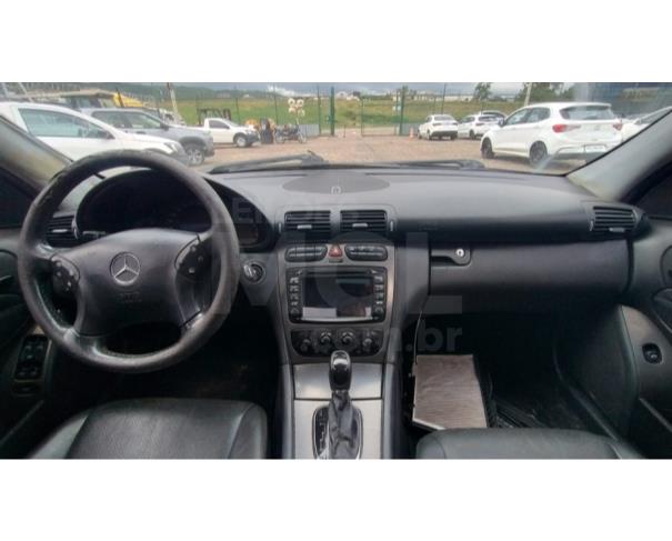 Foto de ITAÚNA/MG - MERCEDES BENZ C-230 K ANO 2004/2004 - PA12469