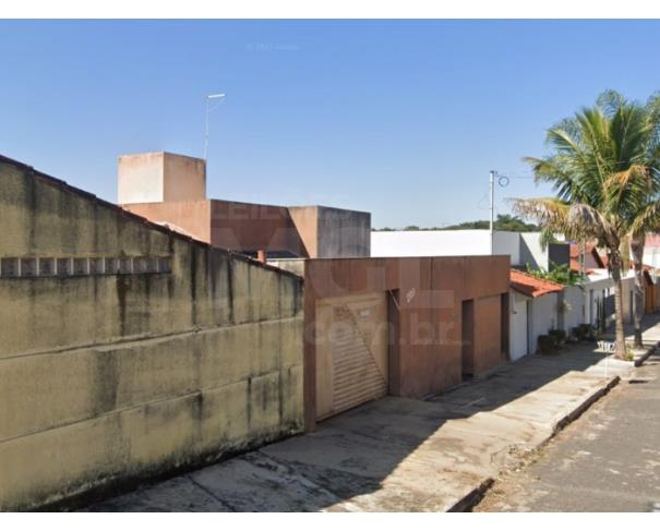 Foto de PARÁ DE MINAS/MG — Casa com Lote de 360,00m² no Bairro Jardim América