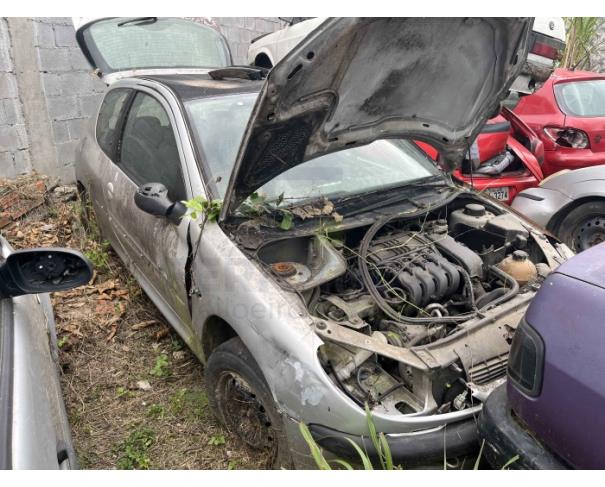Foto de ANGRA DOS REIS/RJ-VEÍCULO CONSERVADO-PEUGEOT/206 SOLEIL-2003/2003