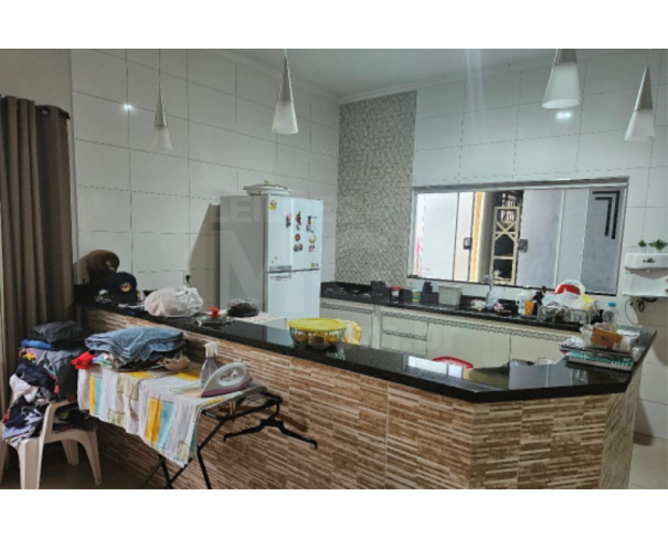Foto de PIACATU/SP — Casa residencial e seus respectivo lote com área de 270,00m²