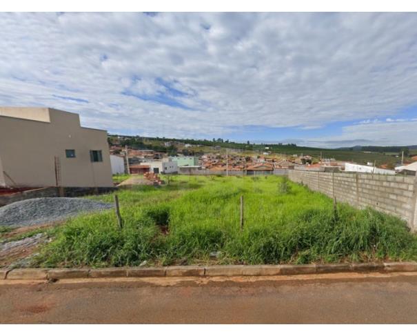 Foto de ILICÍNEA/MG — Terreno com 1.204,00m² no Bairro do Glória