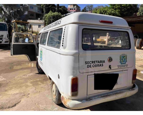 Foto de PIRAPETINGA/MG - Misto Camioneta VW/ Kombi, 2012/2013, FLEX 