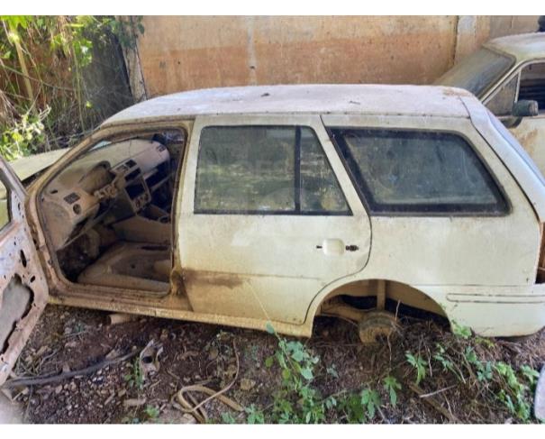 Foto de PORCIÚNCULA/RJ -Carro VW Parati Ambulância 1.8 - 2002/2001