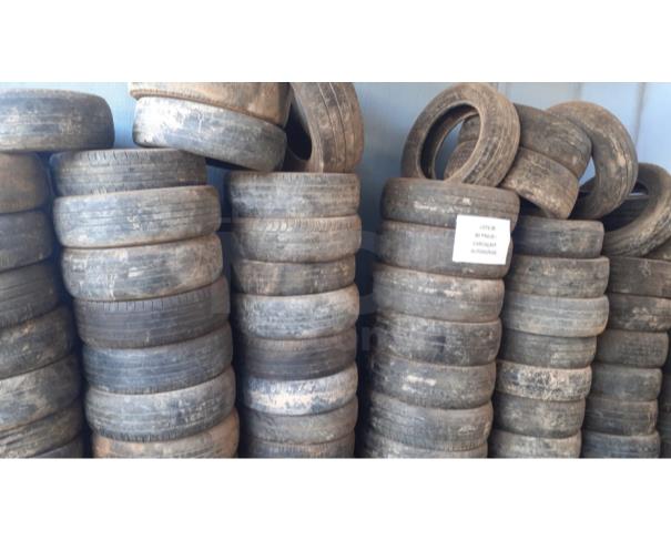 Foto de ARAGUARI/MG-80 UNIDADES DE CARCAÇAS DE PNEUS PARA AUTOMÓVEIS