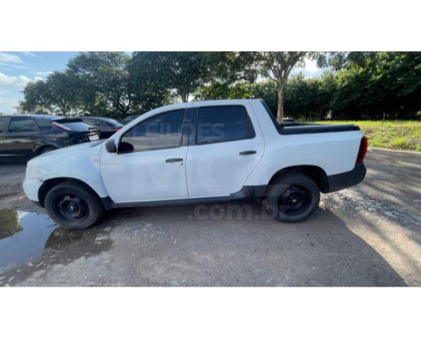 Foto de ITAÚNA/MG - RENAULT OROCH 16 4X2 - ANO: 2021/2022 - SC1023