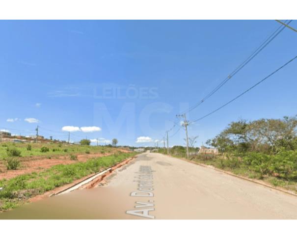 Foto de NOVA SERRANA/MG - Lote de terreno área 240m² no bairro Regina Amaral I. 