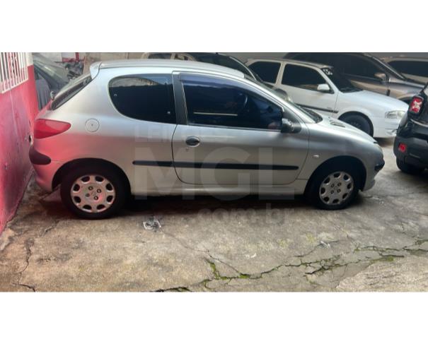 Foto de CATAGUASES/MG - PEUGEOT 206 Soleil - 2002/2002