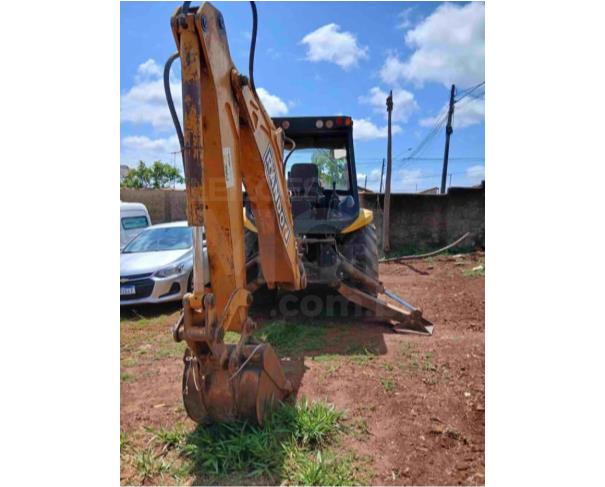 Foto de PARAGUAÇU/MG - Retroescavadeira Randon, modelo RK406, tração 4x4