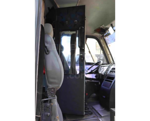 Foto de PRESIDENTE PRUDENTE/SP - Micro-ônibus M.Benz/Neobus Thunder LO, 2000/2000, DIESEL, BRANCA 