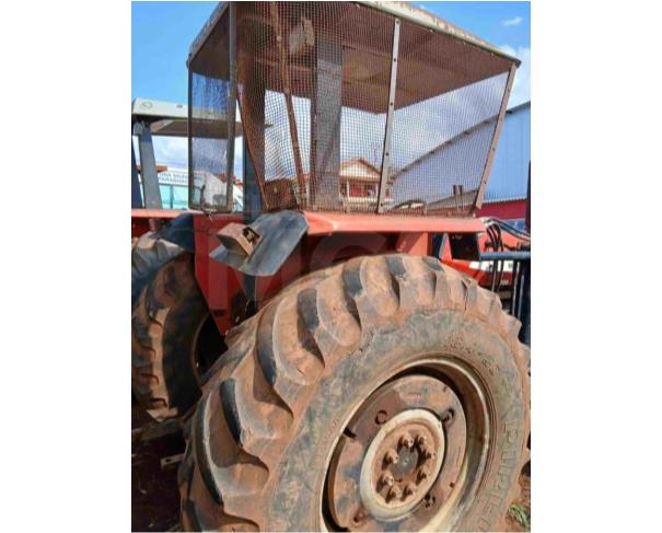 Foto de PARAGUAÇU/MG - Trator Agrícola Massey Ferguson, modelo 275
