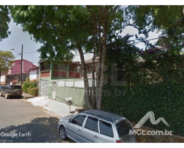 Foto de CAXAMBU/MG — Casa com 3 quartos no Bairro Belvedere