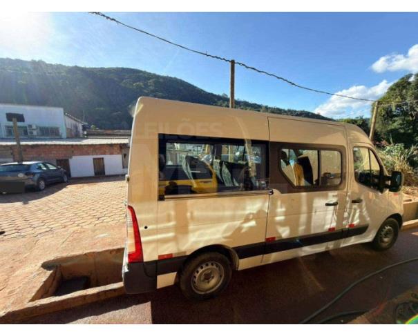 Foto de CARMÉSIA/MG - Micro-ônibus Renault Master Revescap L3H2, 2019/2020, DIESEL