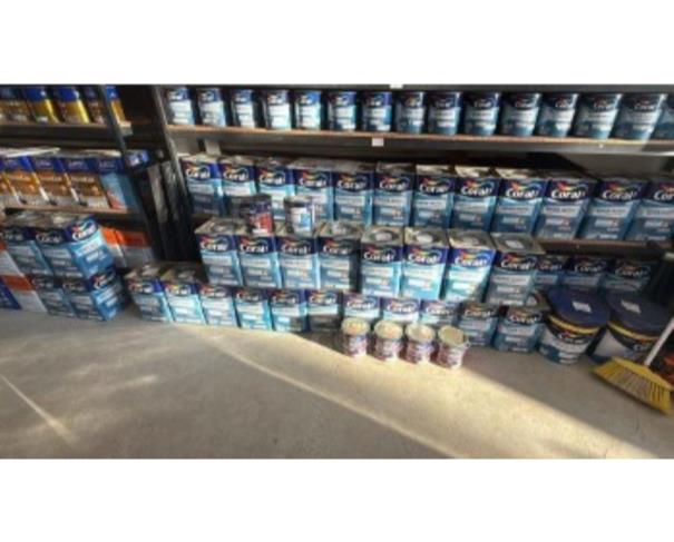 Foto de CAREAÇU/MG - 49 latas de tinta marca CORAL, linha Rende Muito, 16 litros, cores variadas