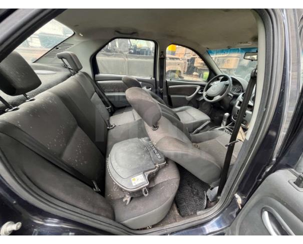 Foto de RIO DE JANEIRO/RJ - VTP AUTOMÓVEL EMP GE LOGAN 1.6 DYN 05PSG 4X2 RENAULT 2010
