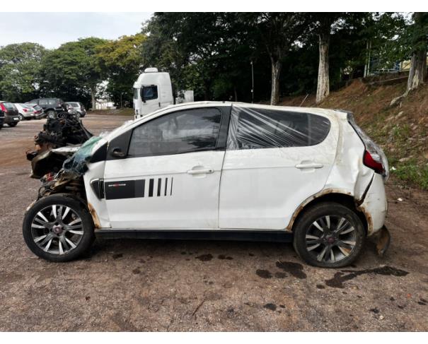 Foto de ITAÚNA/MG- FIAT PALIO SPORTING 1.6 2015/2015- PA13114