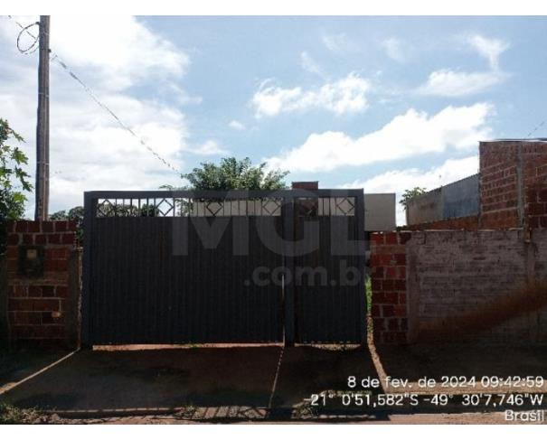 Foto de NOVA ALIANÇA/SP — Casa com 1 Vaga na Garagem (F8444419329286)