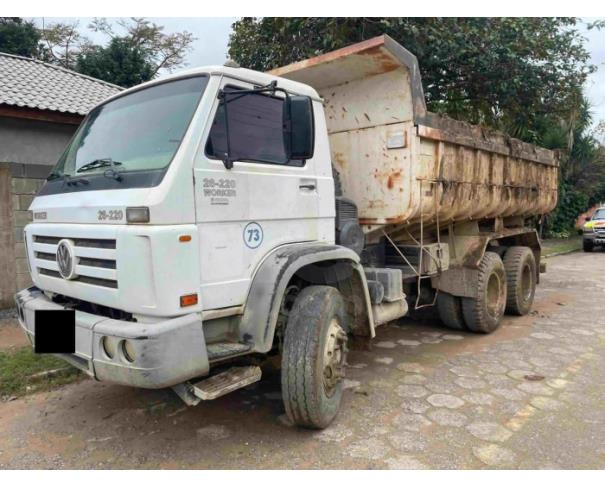 Foto de ADRIANÓPOLIS/PR - Caminhão VW 26.220 Euro3 Worker, 2010 / 2011, DIESEL 