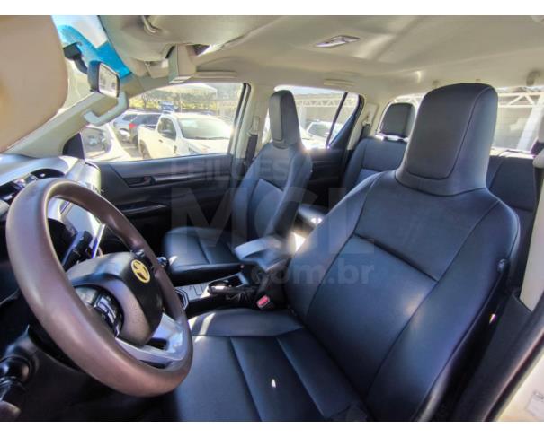 Foto de ITAÚNA/MG- TOYOTA HILUX CDLOWM4FD 2021/2021- PA13406