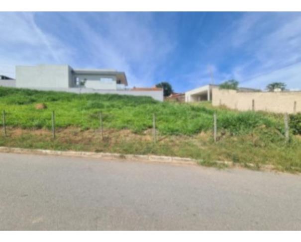 Foto de CRUCILÂNDIA/MG — Lote com 286,37m² (Quadra 02, Lote 01B) 