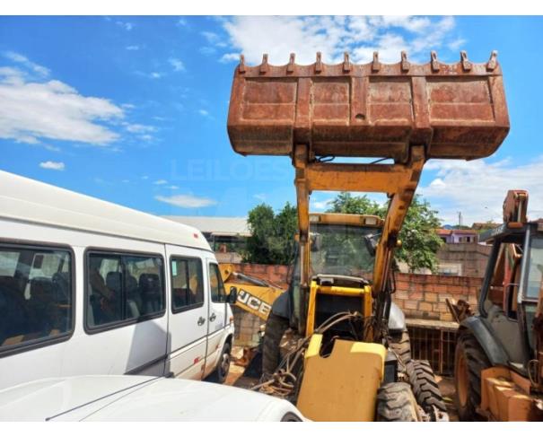 Foto de SERRA AZUL DE MINAS/MG- Retroescavadeira JCB, Modelo 3C, ano 2013.